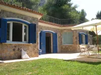 I Carrubi, detached house with sea view Hotels in Maratea