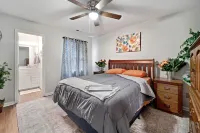 Suite Francis - Minutes from Camp LeJeune and the Beach!