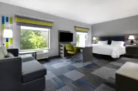Hampton Inn & Suites Nacogdoches - parking