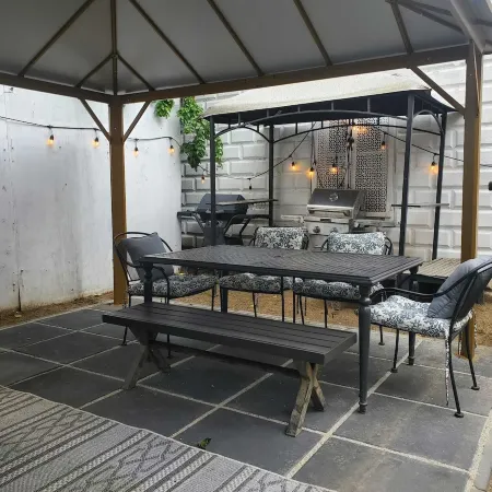 Renovated 3BR Apt / Easy Check-In / FamilyFriendly