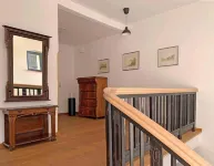 Unique vacation apartment for 6 to 8 people with a historic ambience