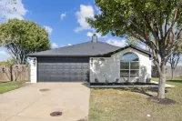 Remodeled Modern Private Boutique Getaway! 3bd/2ba