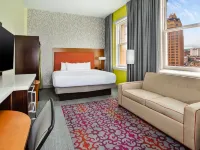 Home2 Suites by Hilton San Antonio Downtown - Riverwalk Hotels near جامعة ترينيتي