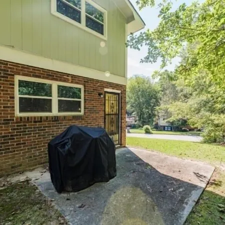 Cozy Home with everything you need at your finger tips.