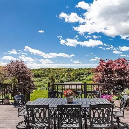 Private Tudor style 5 bedroom home in country setting.