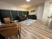 Dellwood Den Retreat - Your AK basecamp near downtown Wasilla Hotels in Wasilla