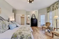 Sailor's Knot Sleeps 8 with outdoor pool less than 5 min from Lake Texoma