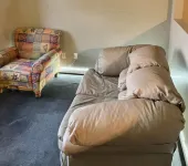 Escape to Tranquility: Scenic Tennessee River Cabin Retreat