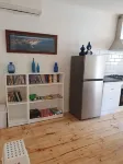 Fantastic location, only a short walk to Jetty Rd or hop on a tram to the city.