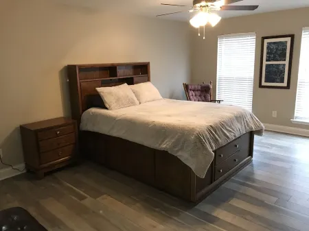 House near Lee University