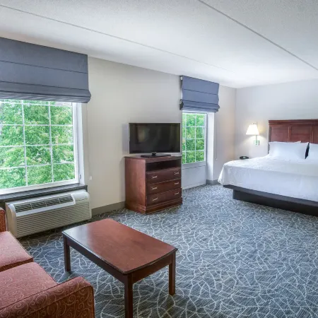 Hampton Inn & Suites Berkshires-Lenox