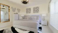 Luxury Villa Sunrise • Star Wars Themed • Private Pool Spa