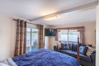Water Lovers Retreat Hotels near Willa Springs