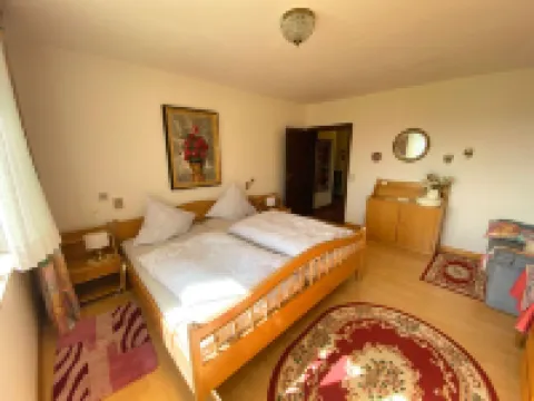 Gemütliche Ferienwohnung mit Panoramablick Hotels in Gersfeld