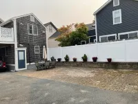 Location! Downtown, 2Br, Full Kitchen, Patio, Off-Street Parking for Two Cars!