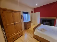 Rose Cottage City Centre - near the River Ness