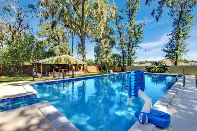 Ocala Oasis 4BR w/Pool/Cabana/GameRoom/MiniGolf