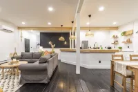 Cozy North Shore Getaway