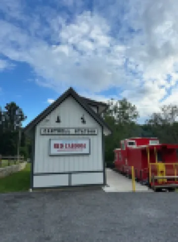 The C&O Caboose at Cantrell Station, Minutes to Fayetteville!