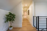 Cozy Cottage Inn sets in the heart of ATV trails and 3 National Parks.