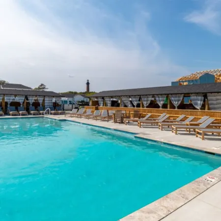 New Condo, Sleeps 6, 3 Bedroom, Beach Access, Community Pool & Private Cabanas.