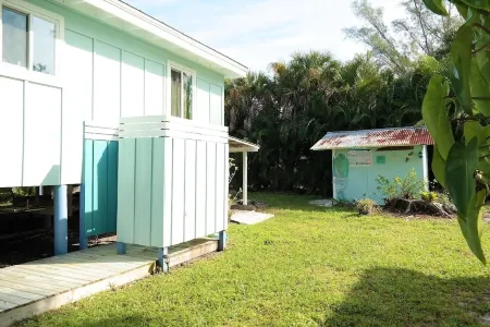 Island Getaway•Beach House•Dock•Pet Friendly•Little Gasparilla Island, WiFi