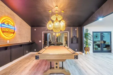 Sunchief Lake Havasu ~ Luxury Home ~ Just minutes from downtown and lake access