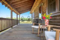 Cozy Cabin @James River; Live/Work/Play Experience