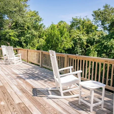 Family Tides-  Beach Oasis 1 Block from Beach. 5 Min Walk. Hot Tub. Pets ok.