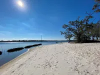 Renovated 1970’s retro camper on Bayou Grande in Pensacola with walking trail. Hotels in Warrington