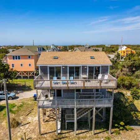 Sleeps 16! 1 Minute Walk To Beach!