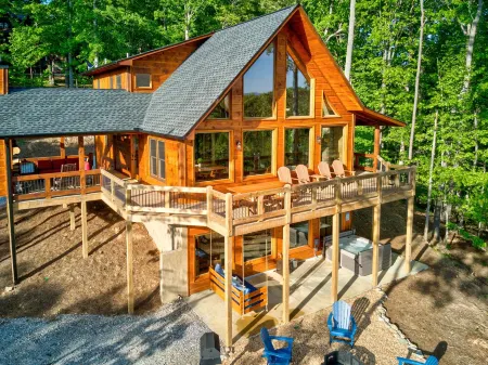 5⋆ View/Hot Tub/ Pool Table/Arcades/Bar