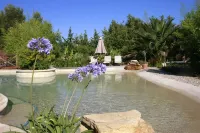 La Treille Mas Bouteillans, charm, comfort, calm amid the olive grove Hotels near Var Ouest E-Bike