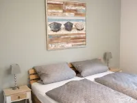 North Sea coast: charming gr. Vacation home with fireplace, sauna, garden, beach chair Hotels in Hooksiel