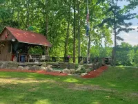 Loads of Amenities, Riverfront, Near Smoke Hole, Seneca, Dolly Sods, Blackwater Hotels in Grant County