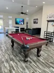 Family FUN Entertainment Entire Home: Private Hottub/POOL Games Billiard BBQ