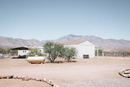 Cozy, quiet getaway in the high desert, 10 miles to Roosevelt Lake Отели в г. Тонто Бейсин