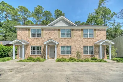 Serene - 20 Min to FSU - 4BED 3BA