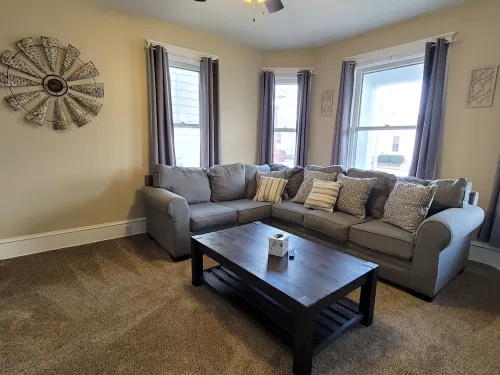 5-Mins to Cedar Point, 4-bedroom house.