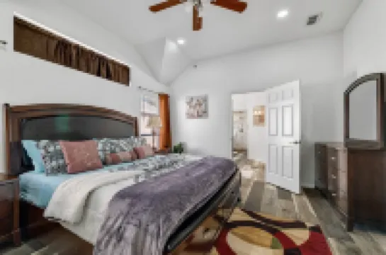 Relax at Frisco Escape Oasis Home with Spa