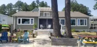 Edgewater Pirates Den Beautiful Water Front. 1 bedroom, bath, Water front fun