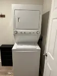 CENTRALLY LOCATED - 4 bedroom- Hancock House - Pet Friendly. 1 gig internet.