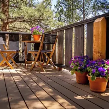 Private Hiking Trail! 2.4 Miles to Estes Park, Near Rmnp w/ King Bed. Dogs ok!