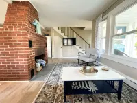 2BED GUESTHOUSE WITH PRIVATE BEACH ACCESS