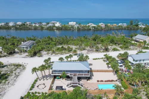 Don't pass up this opportunity to be "A Wave From It All Hotels in Placida