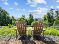 🔥 Hottub + 🐕 friendly + 🏔️ view + Skyline Dr + Wineries Hotels in Happy Creek
