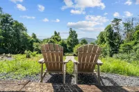 🔥 Hottub + 🐕 friendly + 🏔️ view + Skyline Dr + Wineries