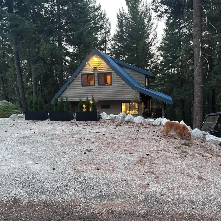 Hot tub,pool table,xc/downhill ski,near-Stevens Pass,Leavenworth,Lake Wenatchee