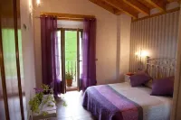 Rural house (full rental) La Cabaña de Manuela for 8 people Hotels in Pas - Miera