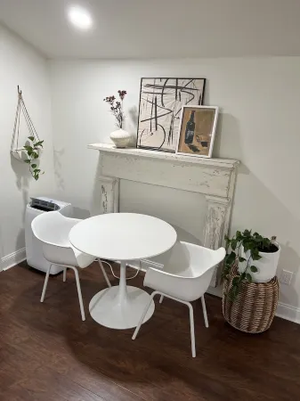 Serene & Cozy Bungalow with 1 bedroom and WiFi, AC in peaceful Kernersville